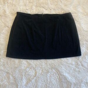 Plus Size Black Corduroy Mini Skirt w/ Shorts Women’s 14/16 Minimalist Chic